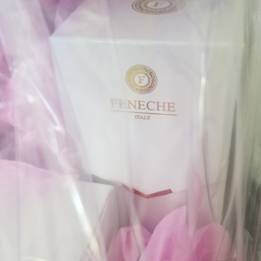 Gift Basket Feneche Skin Care Stone/Bead Bracelets - Picture 7 of 7